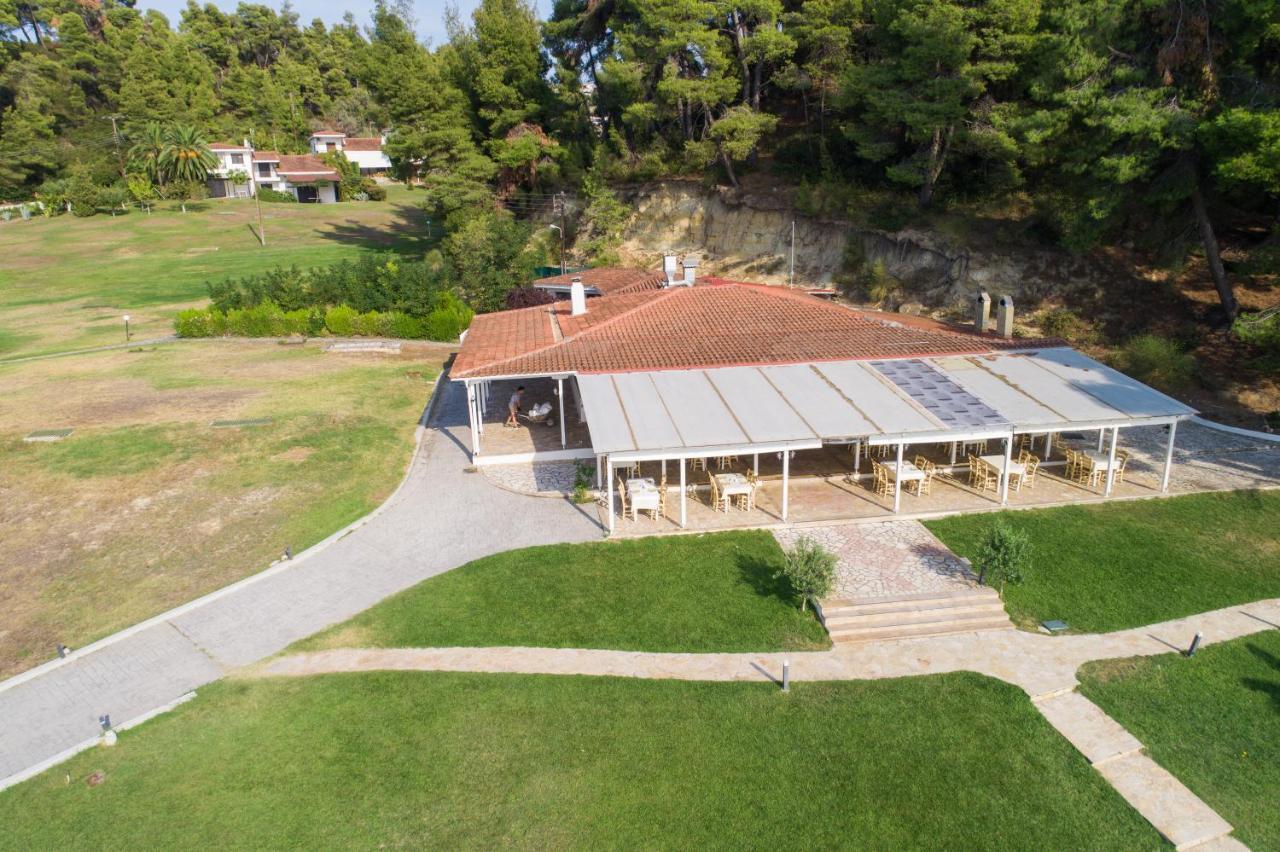 Vila Georgia Siviri Luaran gambar